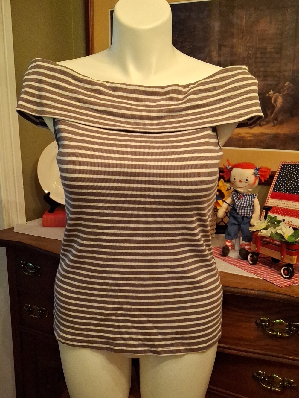 Cato Off-Shoulder Striped Tank Top in Olive and White